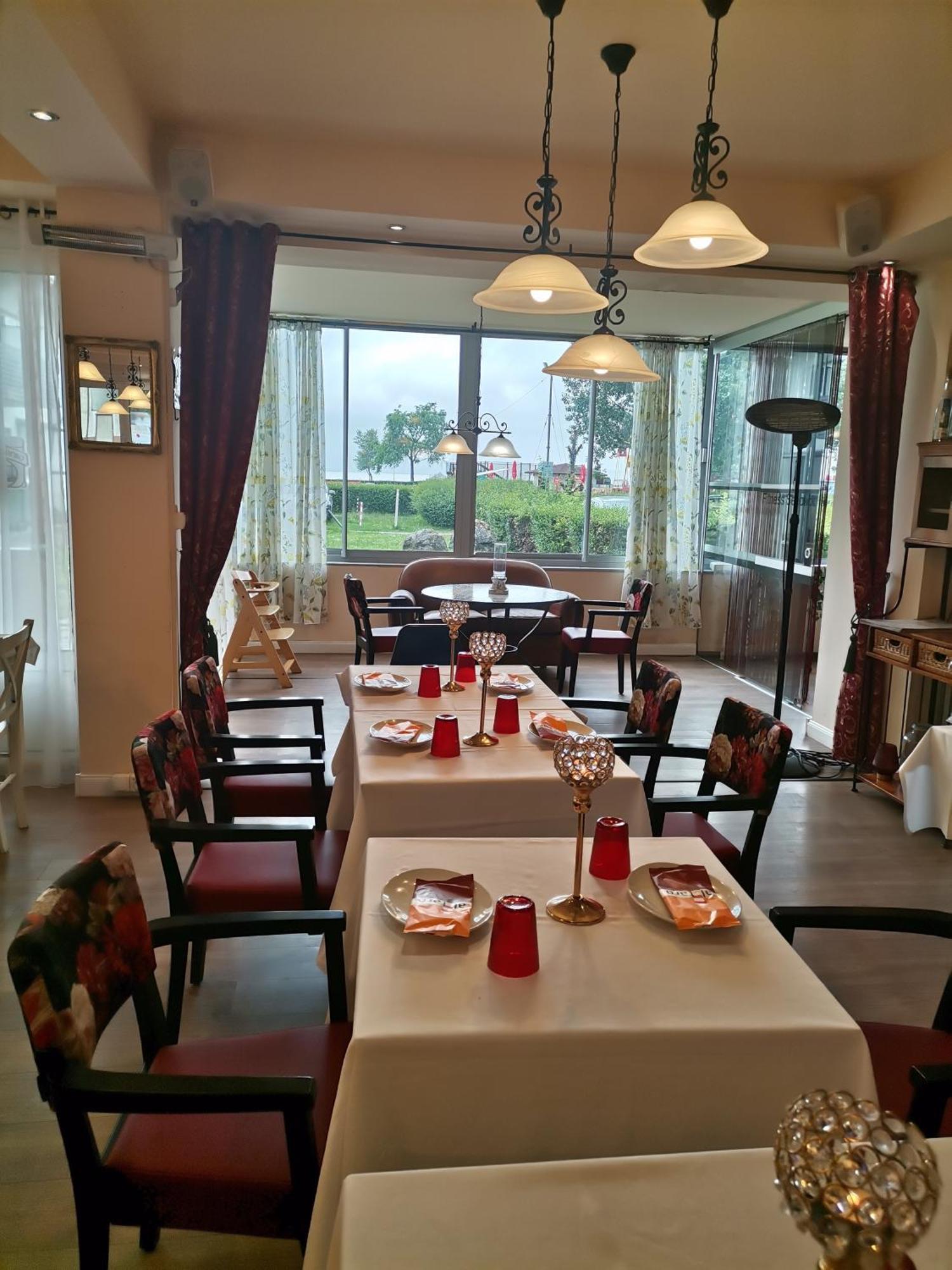Hotel Al Faro Lodge Am See Podersdorf am See Eksteriør billede